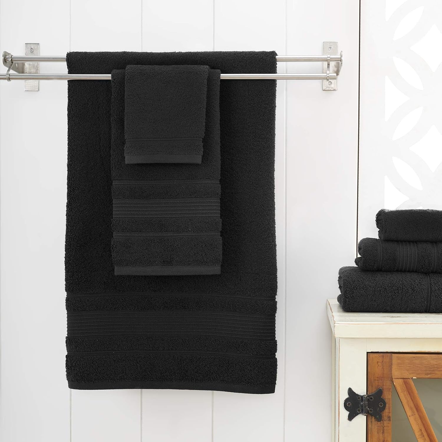 6-Piece Bath Towels Set, 100% Turkish Cotton Premium Quality Bathroom Towels, Soft and Absorbent Turkish Towels, Set Includes 2 Bath Towels, 2 Hand Towels and 2 Washcloths (Black)